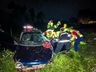Colisão entre carros seguida de capotamento deixa um ferido na BR-282