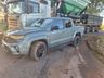 Colisão envolve camioneta e caminhão no trevo de acesso à Palma Sola na SC-305