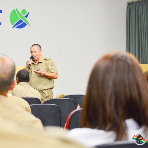 Vídeo: Workshop Rede de Vizinhos da PM promove debate sobre segurança pública