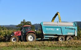 Agricultura intensifica serviços de confecção de silagem em Guarujá do Sul