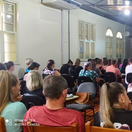 CRE de Itapiranga promove capacitação de professores para atuarem na educação especial