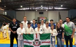 Associação de Judô do Extremo Oeste participa de competição estadual