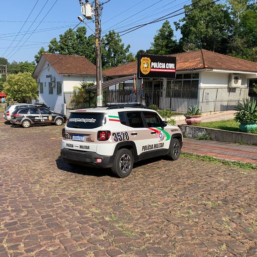 VÍDEO: Após ferir homem a facadas, agressor é morto por jovem de 18 anos em Belmonte