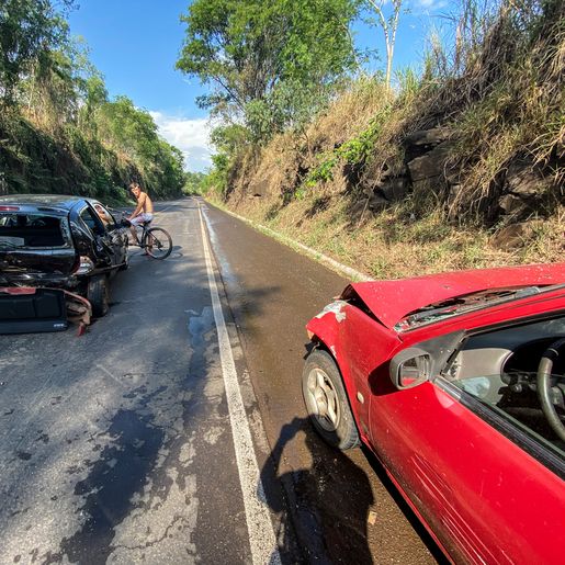 SMO: Homem não observa bloqueio na pista e causa acidente na BR-282