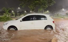 Chuva provoca alagamentos em São Miguel do Oeste
