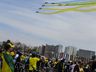 Desfile em comemoração ao Bicentenário reúne multidão na Esplanada