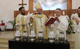 Paróquia Santíssima Trindade de Tunápolis sedia Missa de Santos Óleos
