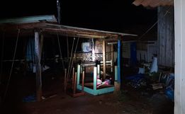 Incêndio destrói casa no interior de Anchieta