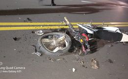 Colisão entre moto e carro deixa ferido em Saltinho 