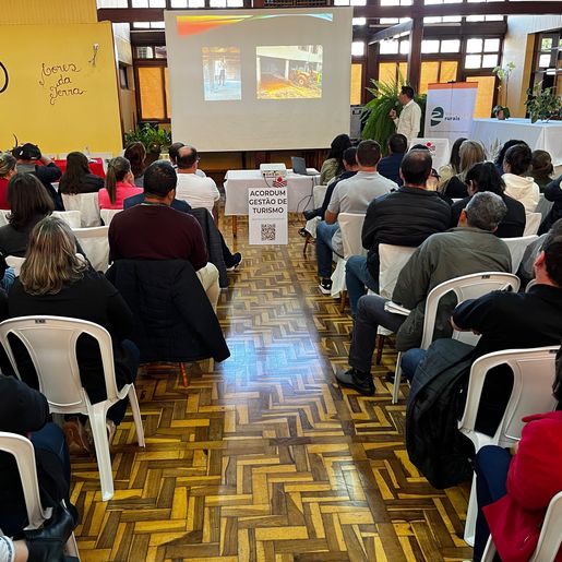 Seminário de Turismo Rural reúne empreendedores em SMOeste 