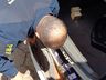 PRF encontra 25 kg de maconha escondidos em carro abordado na BR-282