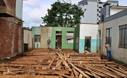 Strike final: prédio do Bolão do Pubi é demolido no centro de SMO