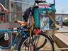 Gaúcho que viaja o Brasil com uma bicicleta Monark chega a Iporã do Oeste
