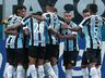 Grêmio vence a 1ª sem Renato, supera Inter e assume liderança no Gaúcho