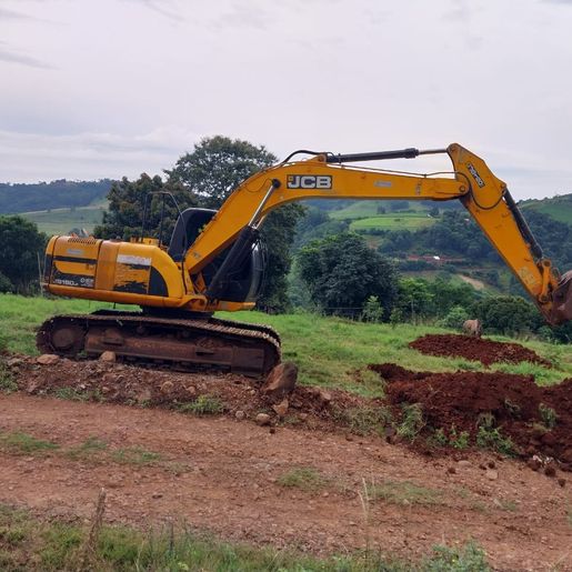 Secretaria da Agricultura de SJCedro realiza serviços nas propriedades 