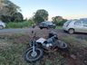  Colisão traseira entre carro e moto deixa mulher ferida na SC-496 em SJO