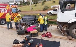 Colisão Frontal deixa condutora gravemente ferida na Br - 163