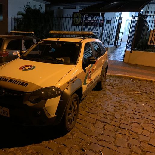 VÍDEO: PM recupera motocicleta furtada e prende autor