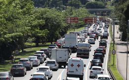 Alta velocidade é responsável por mais de 40% das multas de trânsito em SC