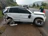 Motorista morre e duas pessoas ficam feridas em capotamento na BR-282