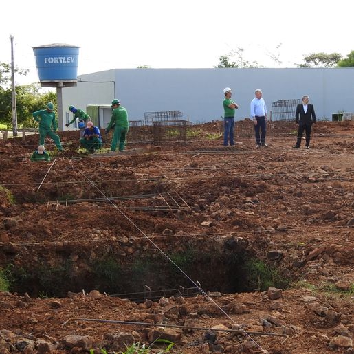 Obras para construção do novo pavilhão de Cultura são iniciadas em SMOeste