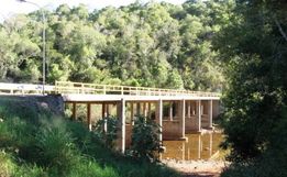 Ponte sobre o Rio Peperi Guaçu segue fechada para turismo entre os países