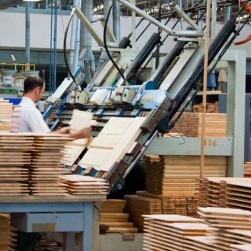 Empresas de SC afetadas pelo tarifaço de Trump podem receber R$ 316,1 milhões em crédito