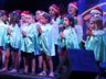 Entrega de cestinhas e brinquedos marca encerramento de festividades natalinas em Campo Erê