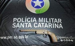 Homem é preso por ameaça e porte ilegal de arma de fogo em Iporã do Oeste