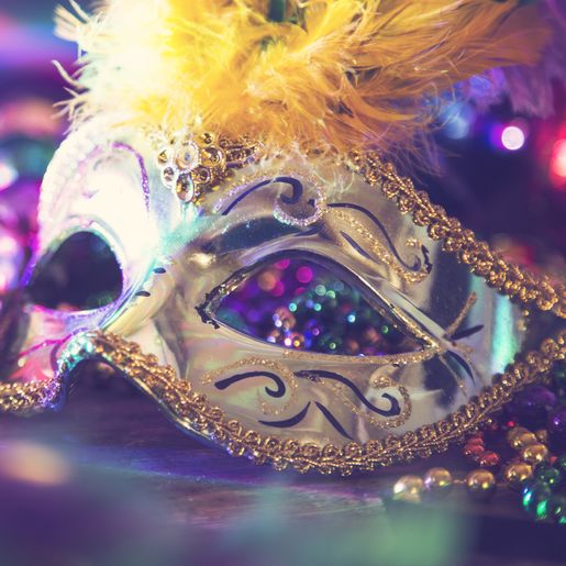 Abertura do comércio e da prefeitura no Carnaval divide opiniões