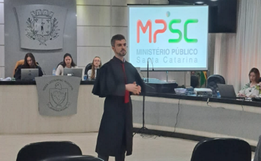 Homem que tentou matar ex-companheira asfixiada no meio da rua é condenado