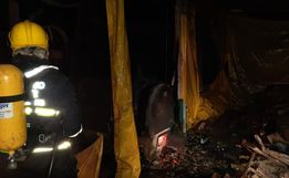 Bombeiros combatem princípio de incêndio em aviário em Tunápolis