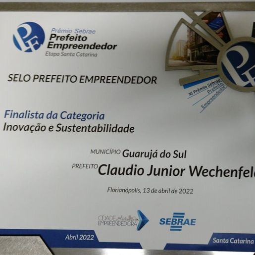 Prefeito de Guarujá do Sul conquista selo de empreendedorismo 