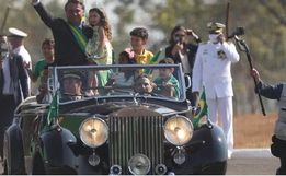 PSDB convoca reunião para debater impeachment de Bolsonaro