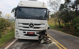 Caminhão do Extremo Oeste se envolve em acidente com morte na BR-163 no PR
