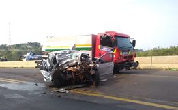 Caminhão da região se envolve em colisão com morte no Paraná