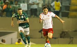 Inter perde para o Palmeiras, que assume liderança do Brasileirão