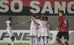 VÍDEO: Inter vence o Brasil de Pelotas e segue líder do Gauchão