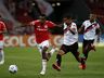 Inter leva virada do Atlético-GO e se complica na briga por vaga na Libertadores