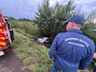 Veículo sai da pista e cai em ribanceira na BR-282 em São Miguel do Oeste