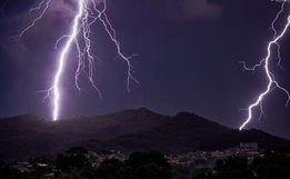Temporais e chuva intensa devem atingir SC nesta quinta e há risco de alagamentos