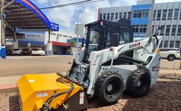 Administração de Guaraciaba investe R$304 mil em mini carregadeira