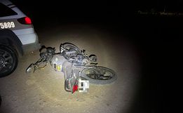 Menor é apreendido após fuga, manobras perigosas e acidente de moto no interior de Descanso