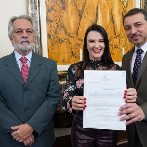 Governo do Estado e TJSC firmam convênio para garantir acesso pleno do cidadão à Justiça
