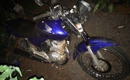 Colisão entre carro e moto deixa motociclista ferido 