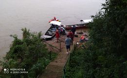  Embarcação vira com vento e homem fica à deriva em Itapiranga