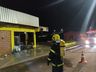 Incêndio consome parcialmente estabelecimento no centro