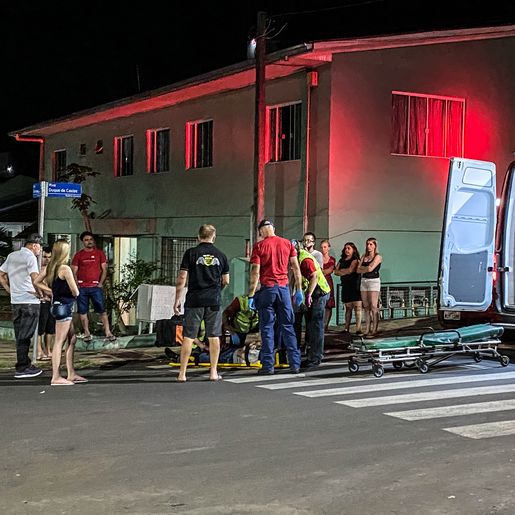 VÍDEO: Entregador fica ferido após ter preferencial invadida em SMO