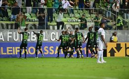 Grêmio leva 3 a 1 do América-MG e fica em situação ainda mais complicada no Brasileiro