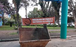 Container para recolha de materiais em desuso segue na praça central até segunda